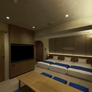 Village Hotell